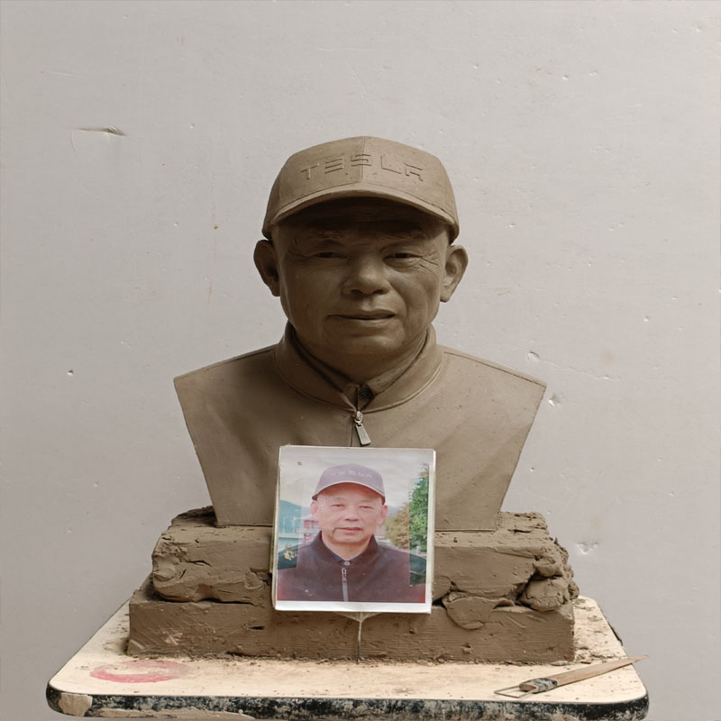 Scultura con ritratto in bronzo personalizzato