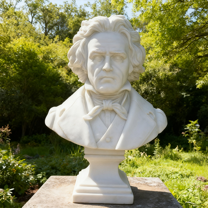 Busto di scultura umana in marmo a tema Beethoven