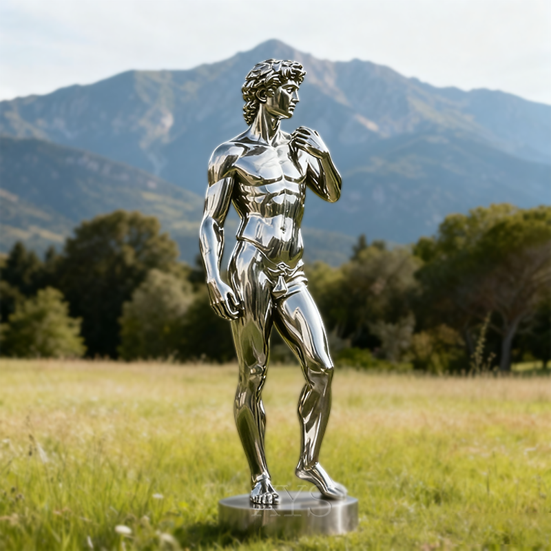 Scultura di figura classica a specchio dell'anima di David
